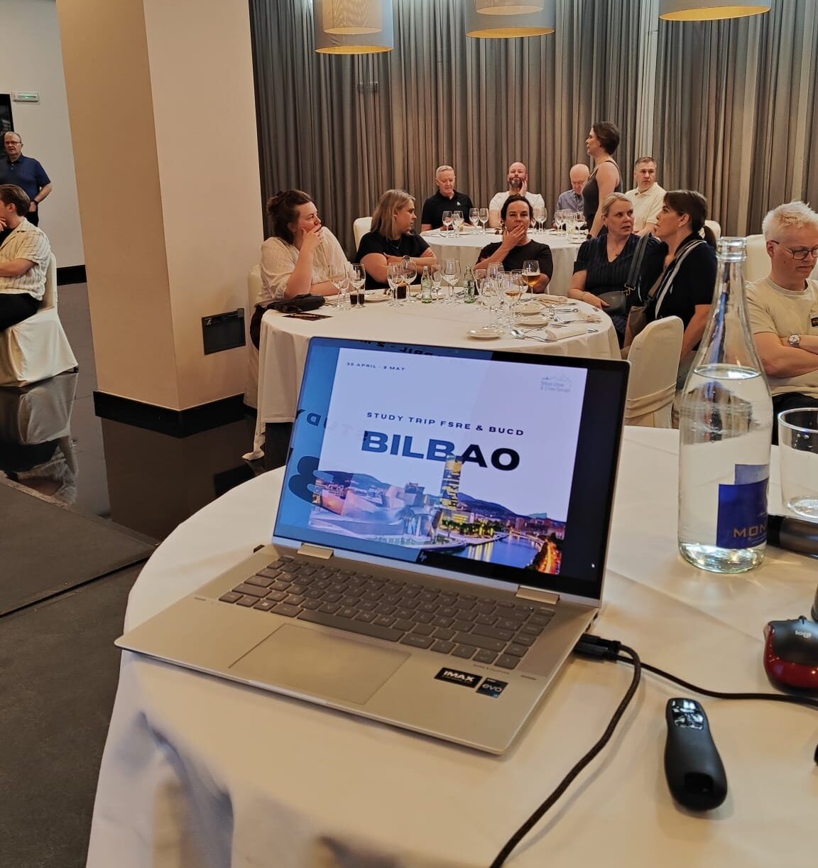 CONTINÚAN NUESTROS PROGRAMAS TÉCNICOS DE INMERSIÓN Y ESTUDIO EN BILBAO CON LA RECEPCIÓN DE UNA DELEGACIÓN DE ISLANDIA